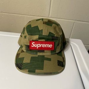 FW20 Supreme Camp Military Cap ‘Camo’